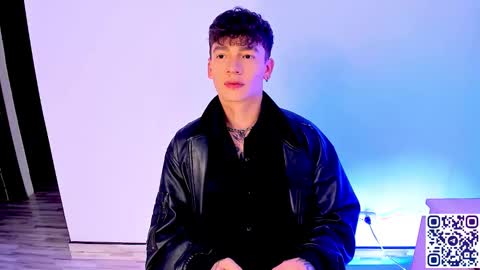 Snapshot of axel_inkshade chatting on January 7, 2026, 1:30 am Axel online show from January 7, 2026, 1:30 am