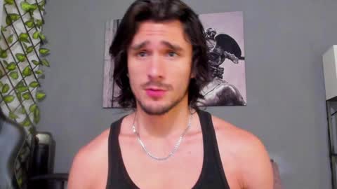 Snapshot of axel_owen chatting on January 26, 2025, 9:18 pm Axel online show from January 26, 2025, 9:18 pm