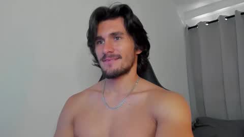 Snapshot of axel_owen chatting on September 27, 2025, 4:01 pm Axel online show from September 27, 2025, 4:01 pm