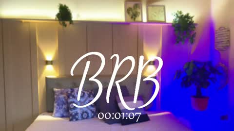 Axel  online show from June 11, 2026, 7:01 pm