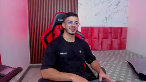 Axel  online show from December 29, 2024, 8:48 pm