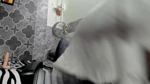 axel_strongx18 online show from February 7, 2026, 3:49 pm