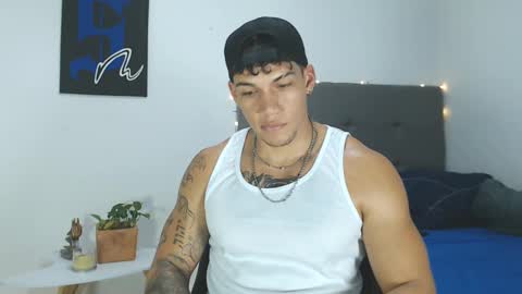 Snapshot of axel_taylor21 chatting on December 31, 2024, 11:17 pm INDEPENDENT MODEL online show from December 31, 2024, 11:17 pm