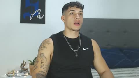 Snapshot of axel_taylor21 chatting on January 19, 2025, 5:48 am INDEPENDENT MODEL online show from January 19, 2025, 5:48 am