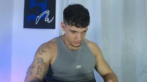 Snapshot of axel_taylor21 chatting on February 7, 2025, 9:37 pm INDEPENDENT MODEL online show from February 7, 2025, 9:37 pm