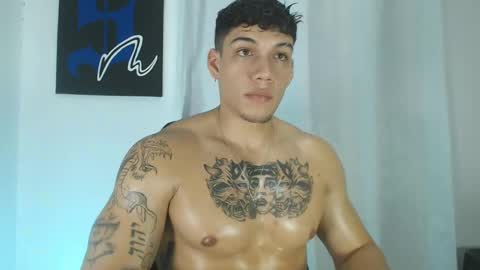 Snapshot of axel_taylor21 chatting on February 23, 2025, 1:35 am INDEPENDENT MODEL online show from February 23, 2025, 1:35 am