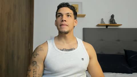 Snapshot of axel_taylor21 chatting on September 9, 2025, 4:45 am INDEPENDENT MODEL online show from September 9, 2025, 4:45 am