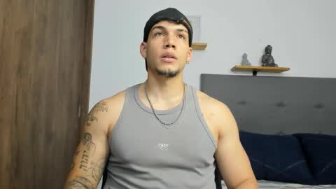 Snapshot of axel_taylor21 chatting on September 25, 2025, 3:21 am INDEPENDENT MODEL online show from September 25, 2025, 3:21 am