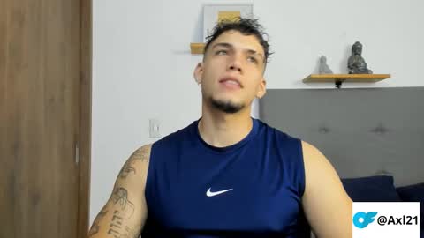 Snapshot of axel_taylor21 chatting on November 1, 2025, 3:19 am INDEPENDENT MODEL online show from November 1, 2025, 3:19 am