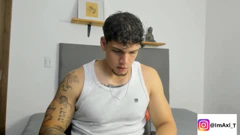 Snapshot of axel_taylor21 chatting on January 7, 2026, 3:31 am INDEPENDENT MODEL online show from January 7, 2026, 3:31 am