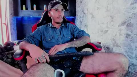 Axell Cross2 online show from April 3, 2026, 2:04 pm