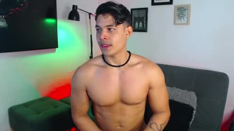 axell online show from June 13, 2026, 12:36 pm