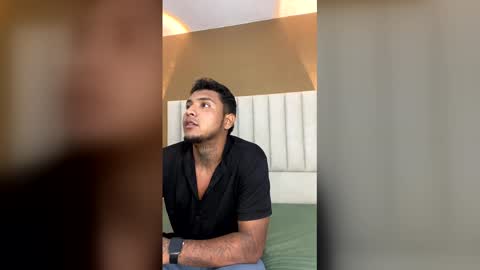 Axell online show from March 9, 2026, 2:48 am