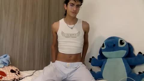 Axel  online show from February 14, 2026, 11:01 pm