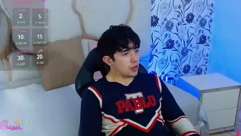 axelnoir_tay online show from May 29, 2026, 3:26 am