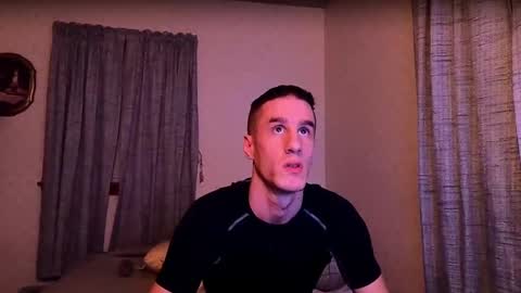 Snapshot of axl_fx chatting on December 4, 2024, 4:32 am Axl online show from December 4, 2024, 4:32 am