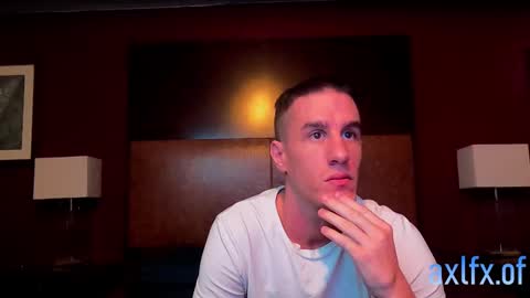 Snapshot of axl_fx chatting on December 19, 2024, 8:02 pm Axl online show from December 19, 2024, 8:02 pm