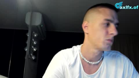 Axl online show from October 24, 2025, 12:41 am