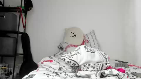 Snapshot of axl_kush_ chatting on June 17, 2026, 12:18 pm Axel Kush online show from June 17, 2026, 12:18 pm