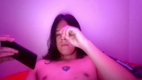 Snapshot of axlrose_999 chatting on April 13, 2026, 3:06 pm Axel online show from April 13, 2026, 3:06 pm