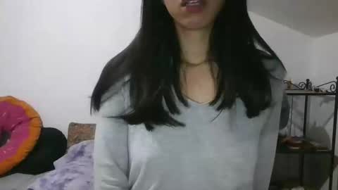 Snapshot of axuepetitt chatting on September 20, 2025, 11:17 pm axue online show from September 20, 2025, 11:17 pm