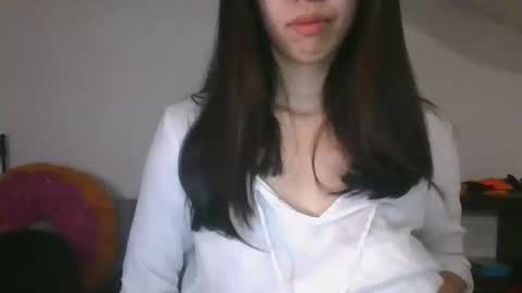 Snapshot of axuepetitt chatting on September 29, 2025, 8:24 pm axue online show from September 29, 2025, 8:24 pm