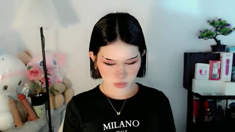 AYAHOSHILOVESYOU online show from January 19, 2026, 2:26 am