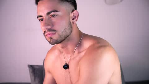 AYDAN STIVEN OF AYDANSTIVEN online show from May 25, 2026, 11:38 am