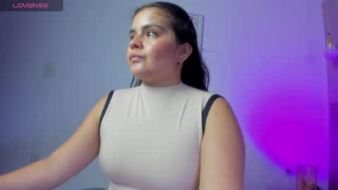 Alyda Jaramillo online show from June 25, 2026, 7:07 pm