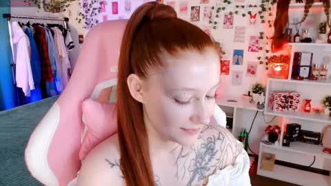 Ayla hill online show from November 18, 2025, 6:56 pm