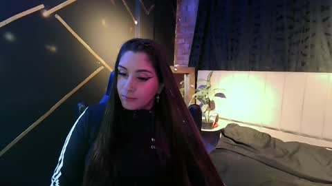 nany online show from May 22, 2026, 4:52 am