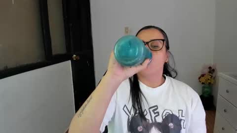 SandyMODELINDEPENDIENT online show from November 1, 2025, 9:50 pm