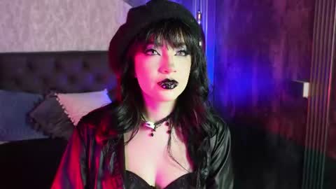 Snapshot of aylen_darkmoor chatting on July 7, 2026, 5:06 pm Aylen online show from July 7, 2026, 5:06 pm