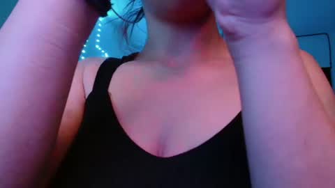 Aylin online show from June 26, 2026, 10:52 am