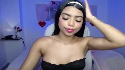 aylin_ross_ online show from March 7, 2026, 4:20 am