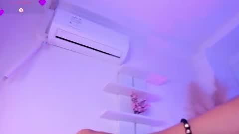 aylinlove_ online show from June 16, 2026, 11:35 am