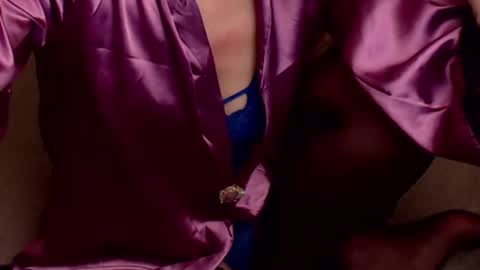 aylynrichard online show from February 12, 2025, 3:38 pm