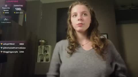 Ayreen Moore online show from March 22, 2026, 7:06 pm