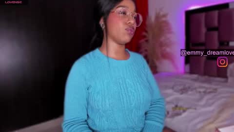 Snapshot of ayselsole chatting on January 2, 2025, 12:45 am Emmy online show from January 2, 2025, 12:45 am