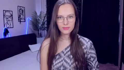 AyumiCherry online show from March 18, 2026, 7:11 am