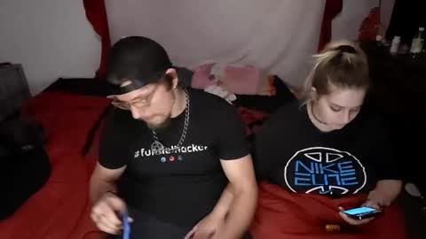 azazel_pyro online show from November 3, 2025, 2:35 am