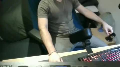 azdert online show from February 17, 2026, 12:01 pm