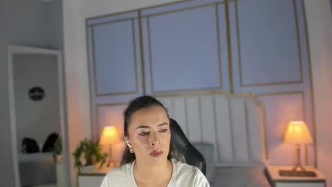 Snapshot of aziac10 chatting on October 2, 2025, 11:17 am Ale online show from October 2, 2025, 11:17 am