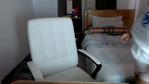 Lina online show from January 19, 2026, 1:31 am