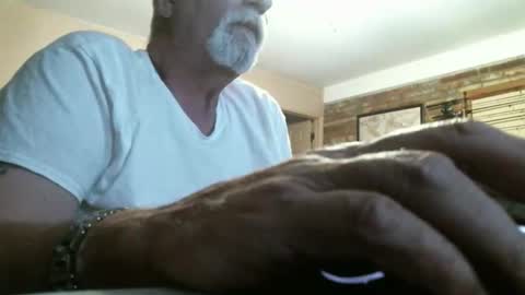 azjohnny online show from March 20, 2026, 3:44 am