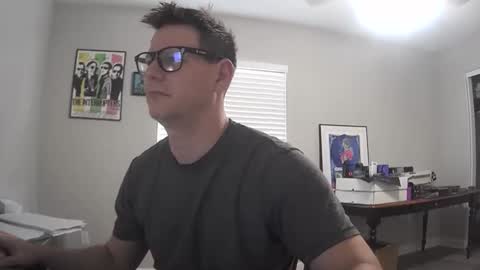 Snapshot of azsurfer39 chatting on October 16, 2025, 8:43 pm azsurfer39 online show from October 16, 2025, 8:43 pm