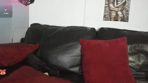 lenna online show from February 15, 2026, 11:45 pm