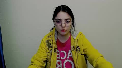 azumi_chan_ online show from January 17, 2026, 8:34 pm