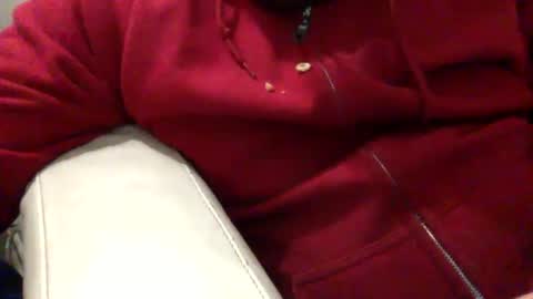 azureparamour1 online show from March 12, 2025, 10:48 am