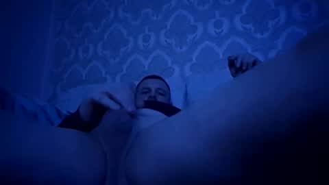 Snapshot of azzer777 chatting on November 11, 2025, 5:51 am azzer777 online show from November 11, 2025, 5:51 am